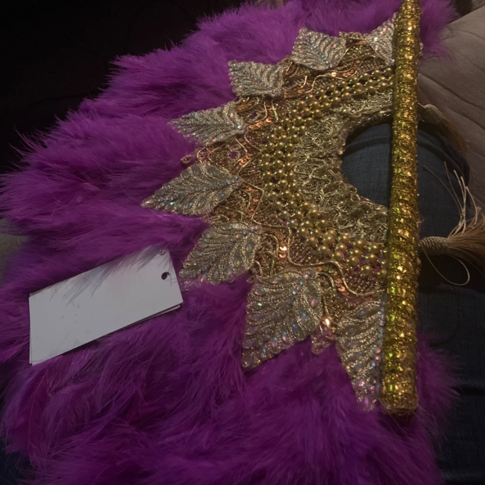 Fur Feather Hand Fan - Picture 3 of 3